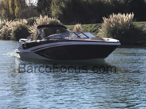 Glastron GT 240 ficha tecnica 